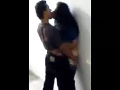 ít khiêu dâm trực tuyến