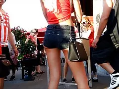 Khiêu dâm trực tuyến